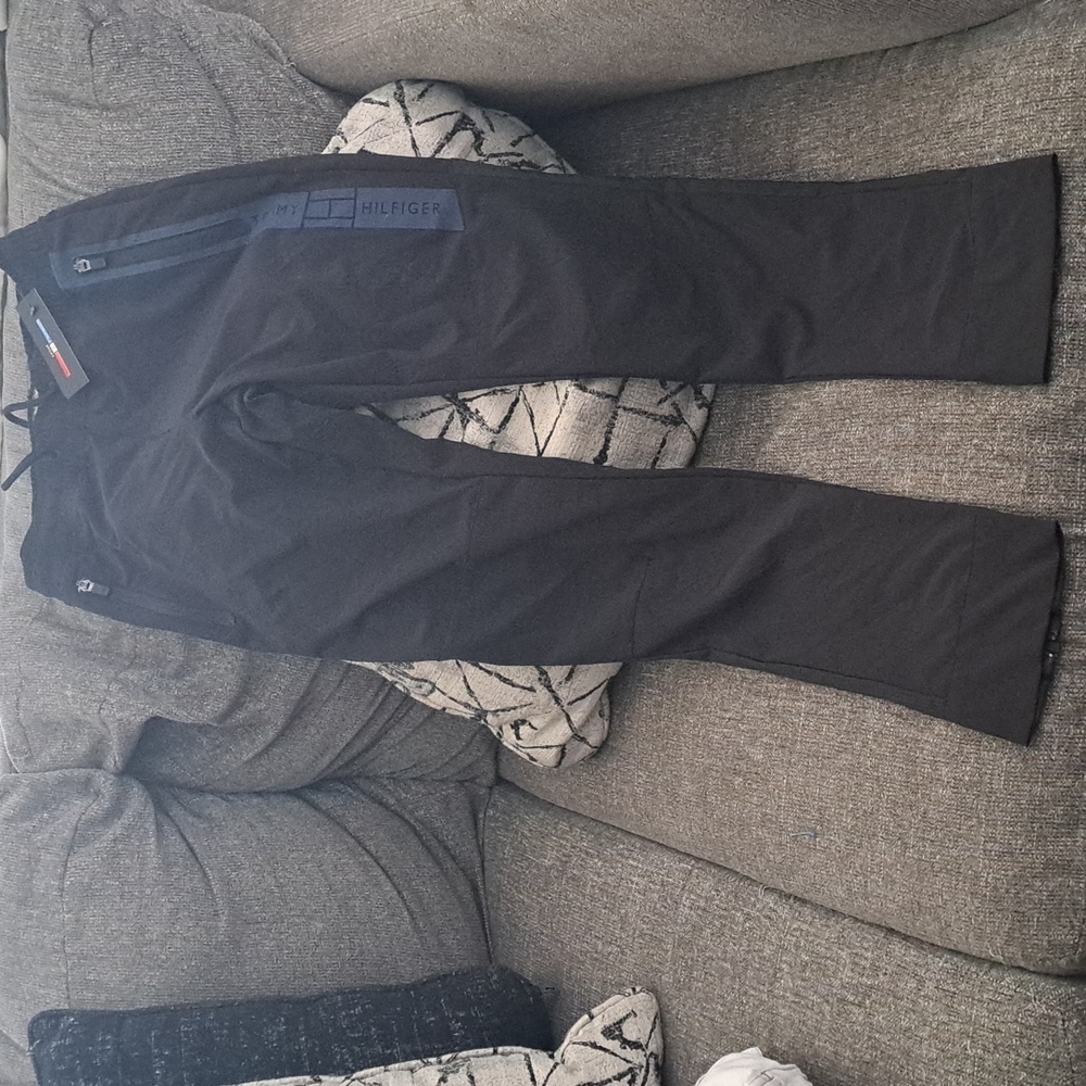 NWT TOMMY HILFIGER